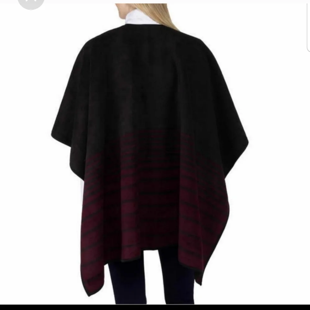 Ike Behar Reversible Wrap blanket with High Pile Fleece - Picture 3 of 7